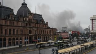 Confirman que las pérdidas por el incendio en la feria de Constitución «fueron totales»