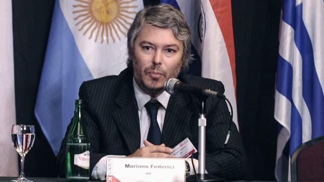 El titular de la UIF dijo que el organismo analiza la denuncia de Ducler y evaluará llevarla a la Justicia
