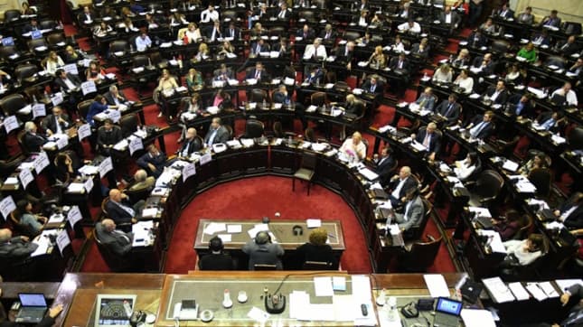Algunos sectores rechazaron el aumento a diputados y adelantaron que no lo percibirán