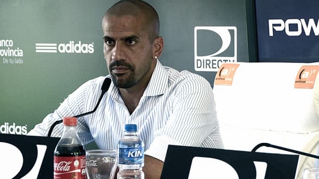 Verón amenazó con dejar la presidencia de Estudiantes