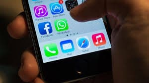 Alemania podría comenzar a espiar los chats de WhatsApp