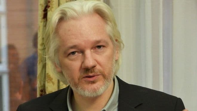 Assange cumple cinco años en la embajada de Ecuador en Londres
