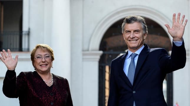 Macri se reúne con Michelle Bachelet en La Moneda