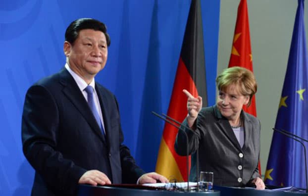 Merkel dijo que China ayuda a estabilizar un planeta intranquilo