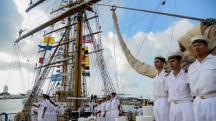 La Fragata Libertad llegó a Hamburgo y celebrará allí el 9 de Julio