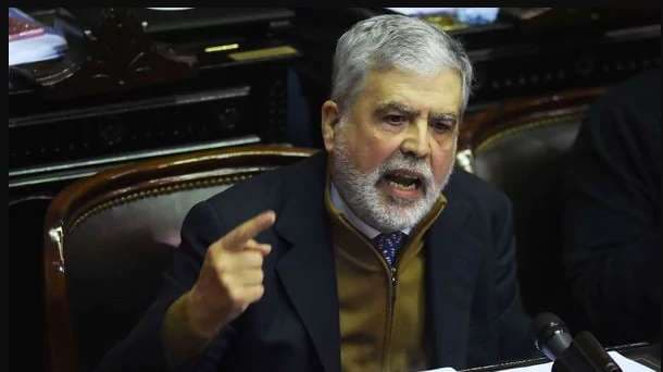 Julio De Vido: «Soy blanco de un plan sistemático de marketing, pero conmigo no lo van a lograr»