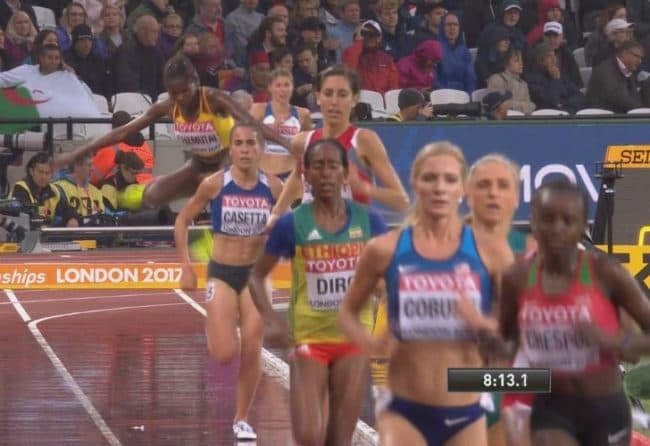 Belén Casetta avanzó con récord sudamericano