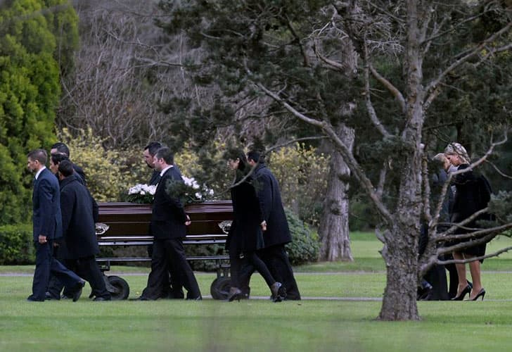 En una ceremonia íntima, Máxima despidió a su padre