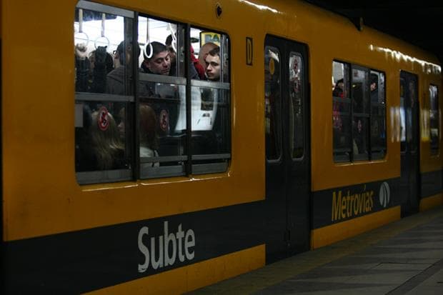 Interrupción en la línea C de subte por un desperfecto técnico