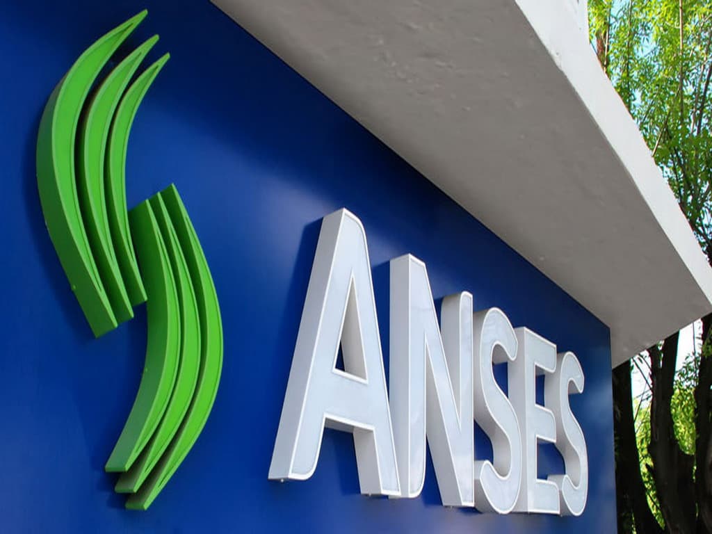 Anses entregó créditos por más de $10.000 millones a titulares de AUH y pensiones no contributivas