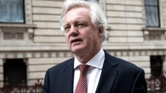 Londres califica de «ridícula» la postura de la UE sobre el Brexit