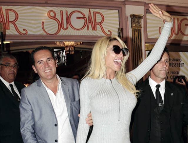 Vicky Xipolitakis puso fecha para su gran casamiento griego