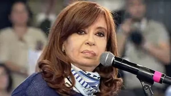 Pidieron indagar a Cristina Kirchner por encubrir el atentado a la AMIA
