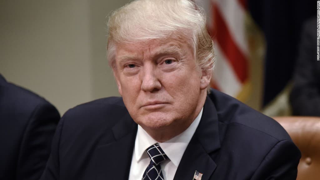 Trump llamó a una cena el lunes con presidentes latinoamericanos para analizar la crisis de Venezuela