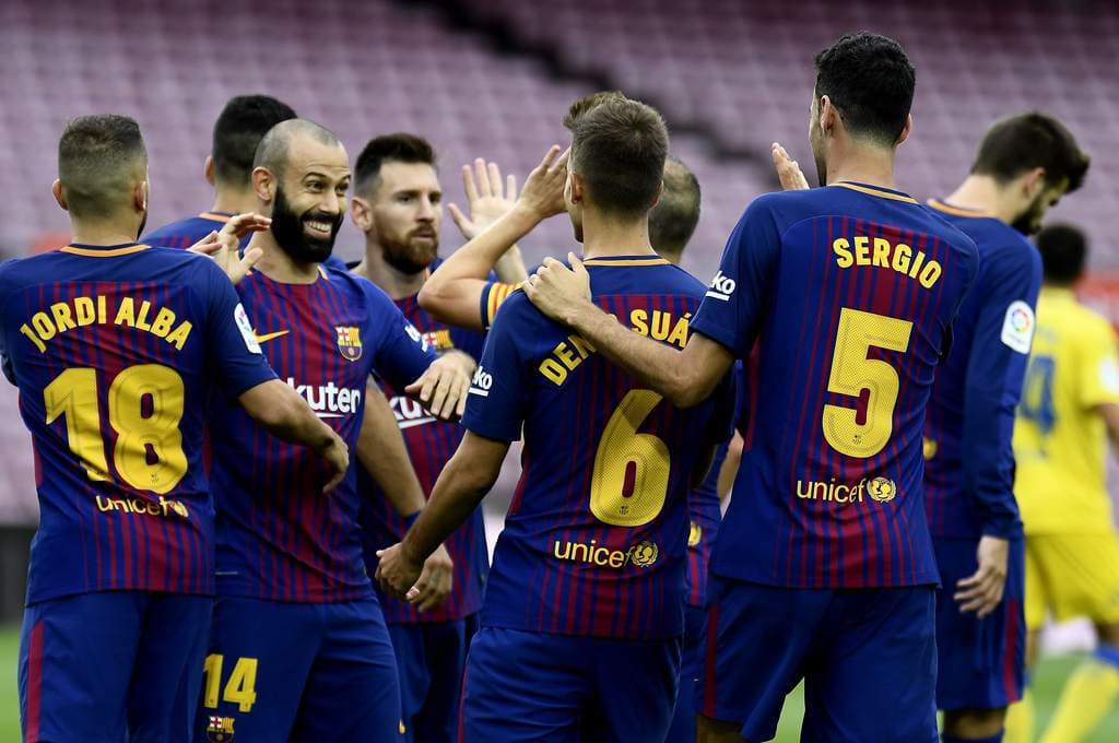 El Barcelona goleó a Las Palmas en un partido cargado de emotividad