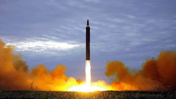 Corea del Norte amenaza al mundo con una «nube nuclear»