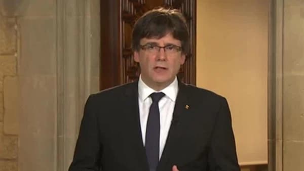 El presidente del gobierno catalán, Carles Puigdemont: «El rey perdió la oportunidad de abrazarse a todos los ciudadanos»