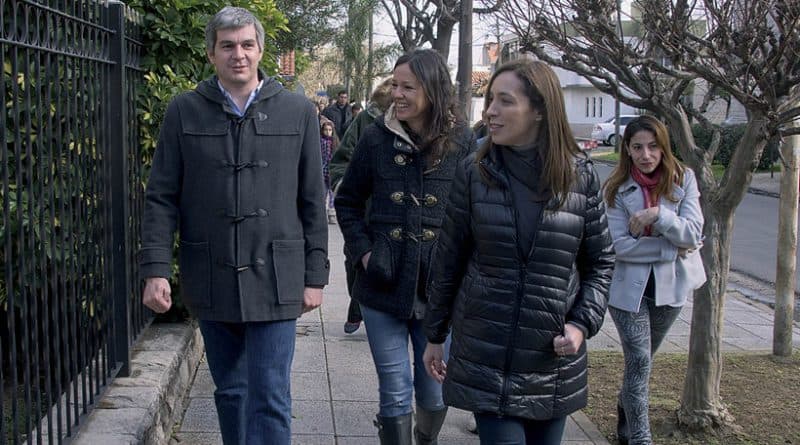 A quince días de las elecciones, Vidal y Marcos Peña salen a timbrear nuevamente