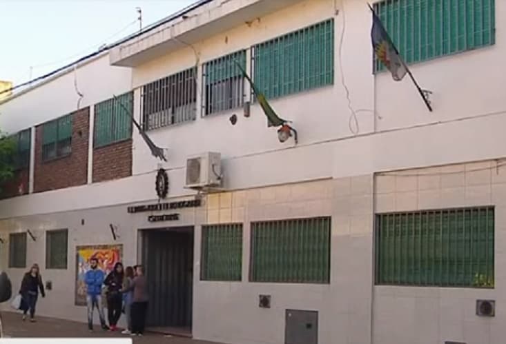 Un alumno ingresó armado al colegio: «Van a morir todos»