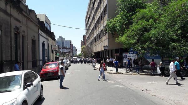 Escándalo en Tucumán: batalla campal en la jura de los diputados y senadores electos