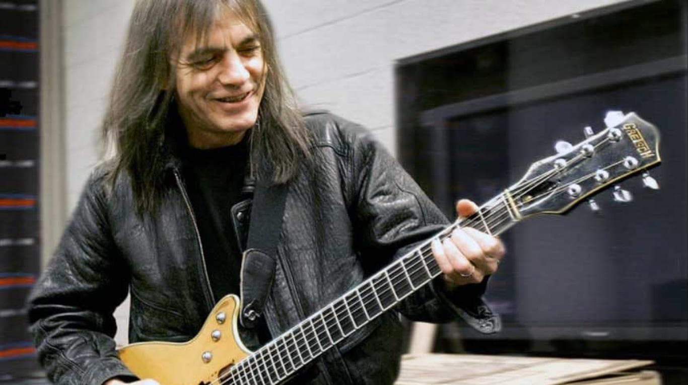 Murió Malcolm Young, el guitarrista de AC/DC