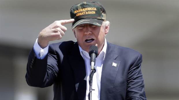 Donald Trump avanza contra los inmigrantes y quita la residencia a 60 mil haitianos