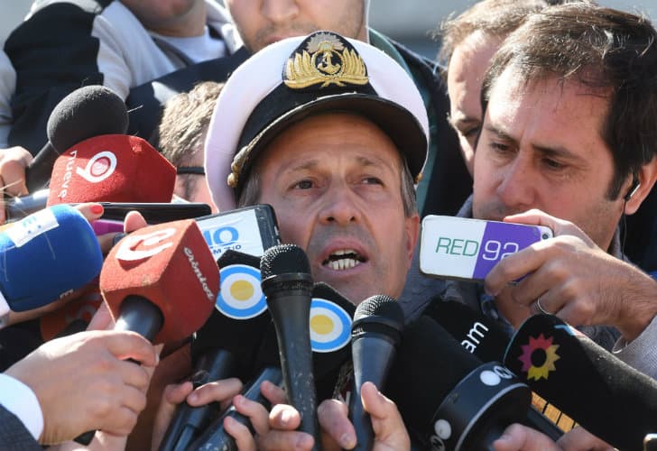 La Armada finaliza el rescate de la tripulación: “No habrá salvamento de personas”
