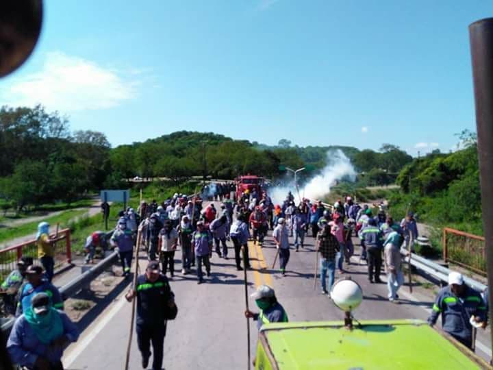 Incidentes, heridos y detenidos durante el desalojo de un piquete en Jujuy