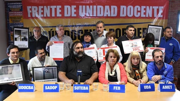 El gobierno bonaerense cesanteará a quienes dan clases sin título docente