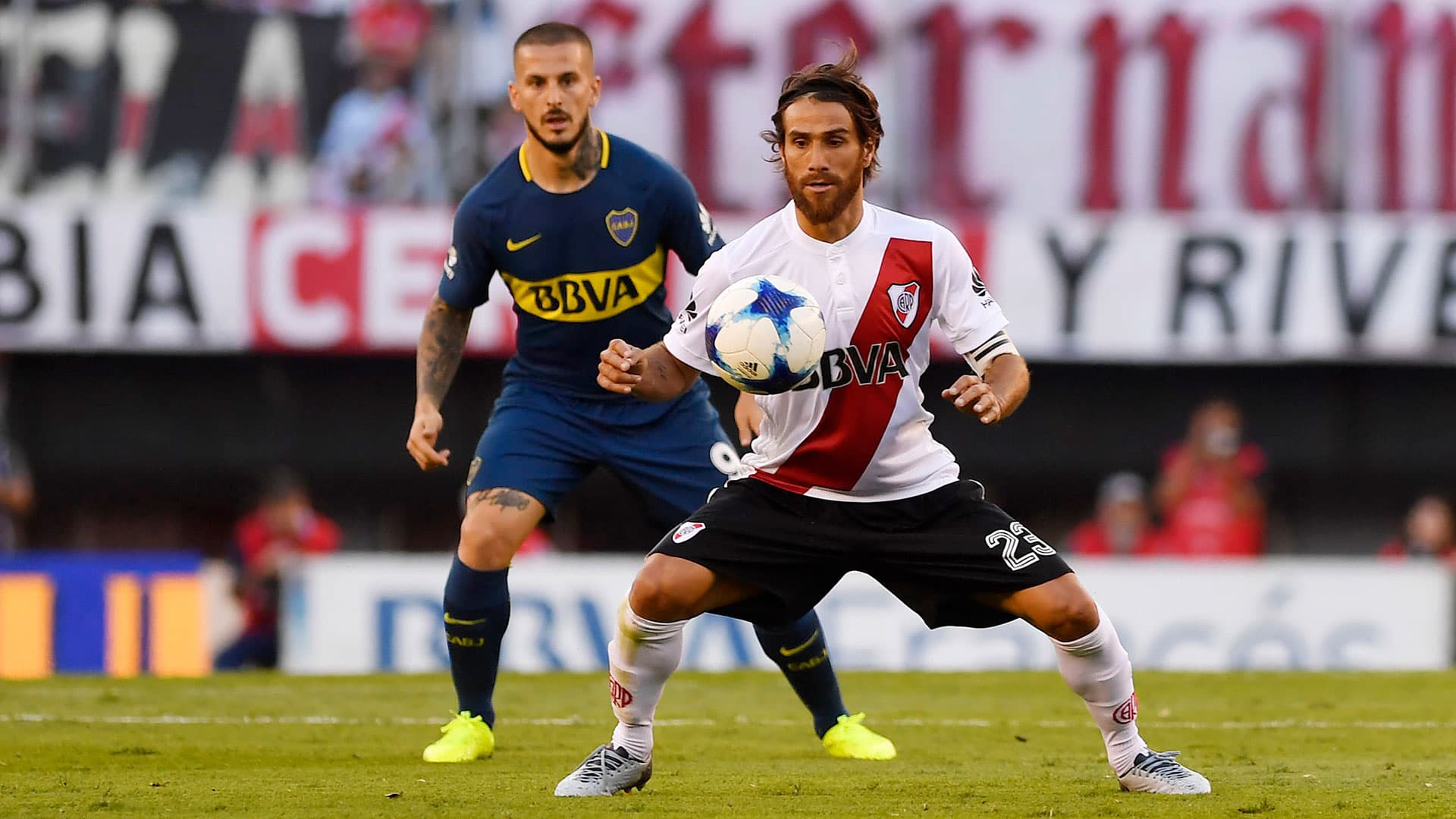 Hay fecha oficial para que Boca y River disputen la copa que les falta en sus vitrinas