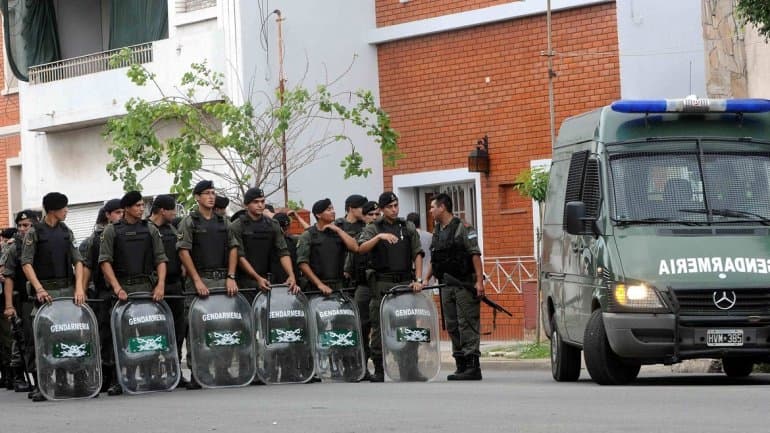 Rosario: aseguran que la policía provincial no está capacitada para reemplazar a los gendarmes que retiraron