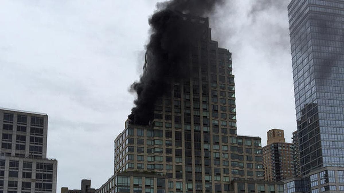 Alarma en Nueva York por incendio en la Torre Trump