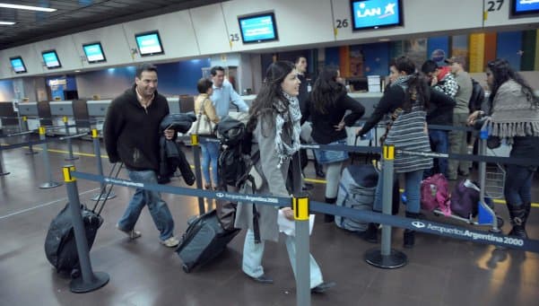 Latam vuelve a funcionar, tras aceptar reabrir la paritaria