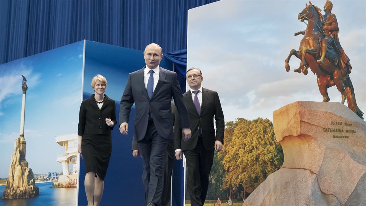 EE.UU. pone a políticos y oligarcas de Putin en una lista negra, pero evita sanciones