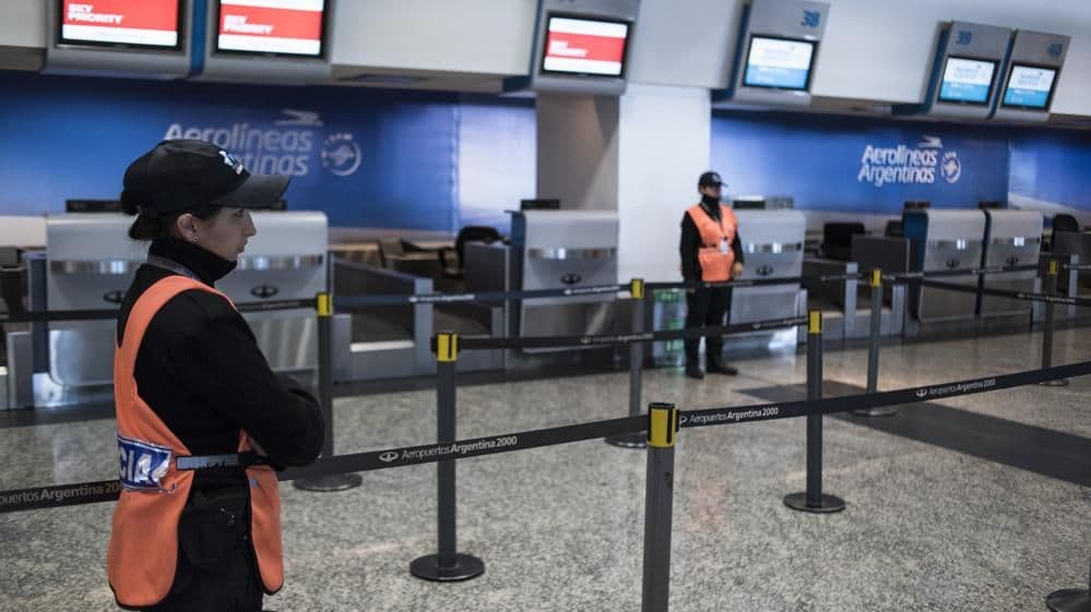 El Gobierno refuerza los controles en la frontera y endurece la política migratoria