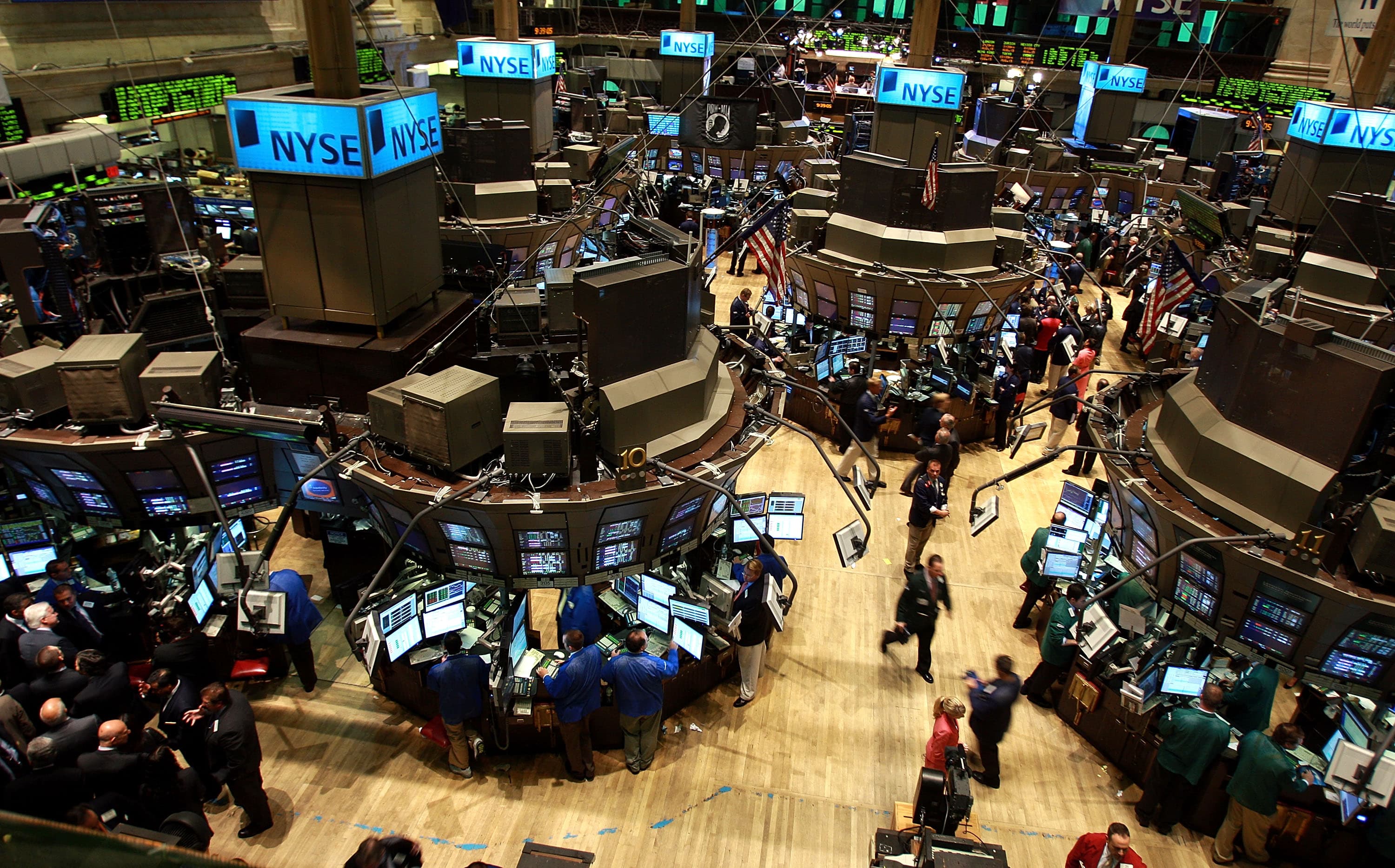 La suba de tasas en los EEUU y la caída del Dow Jones fueron un tsunami para la Argentina
