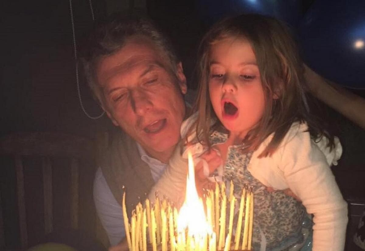En el día de su cumpleaños, Mauricio Macri analizará con Jorge Triaca la situación de Moyano