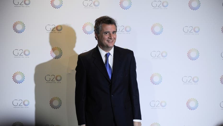 La justicia investigará al ministro Luis Etchevehere por el bono de 500 mil pesos que le pagó la Rural