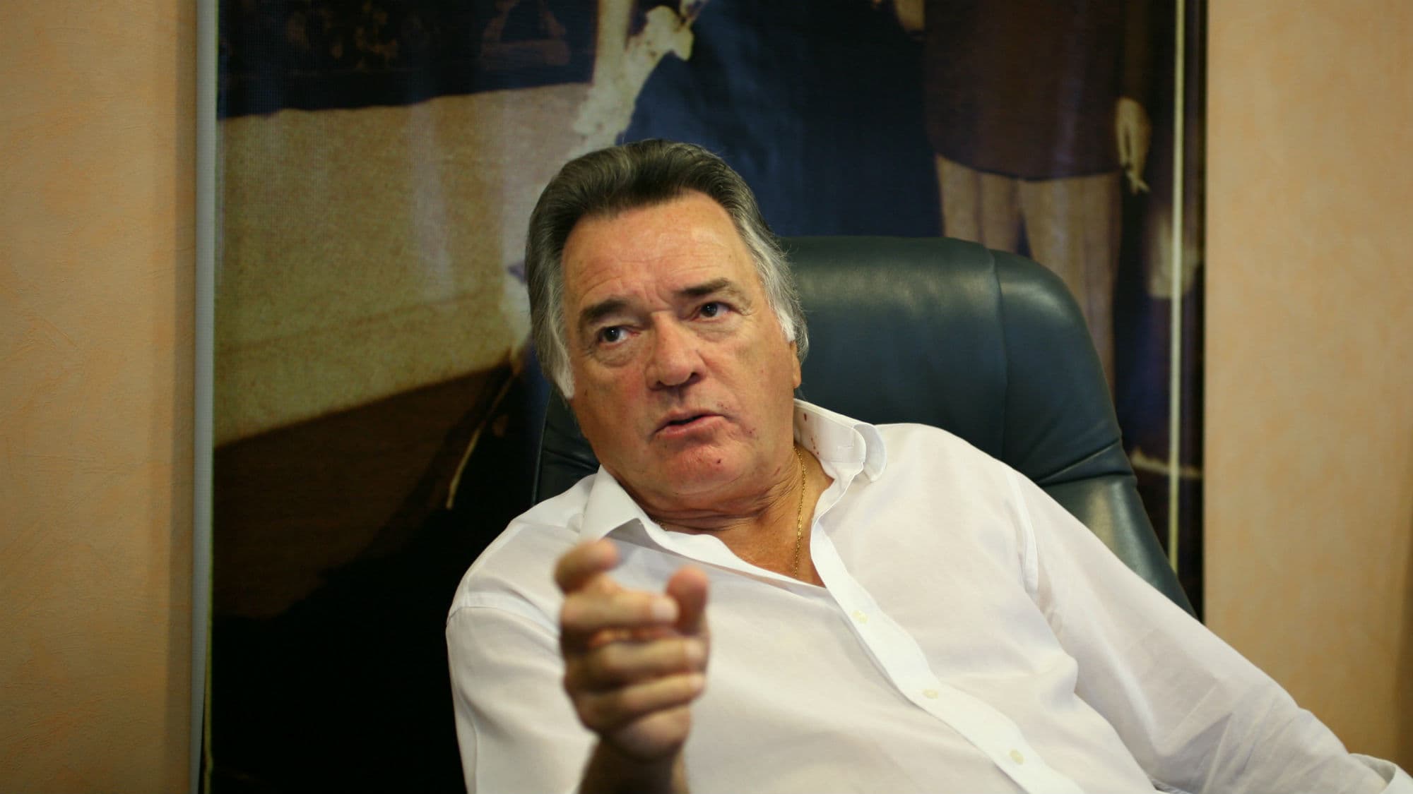 Barrionuevo se acerca al Gobierno y deja a Moyano sin respaldo para el 21-F