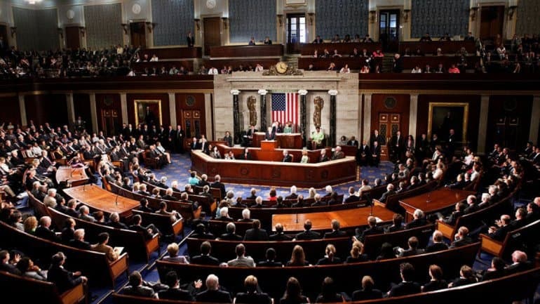 El Congreso de Estados Unidos aprobó la expansión de la campaña militar contra el ISIS