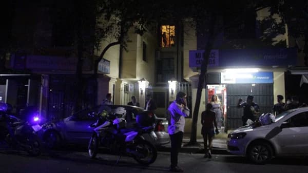 Golpe comando en Córdoba: un botín de tres millones, más de 120 balazos, un policía y dos ladrones muertos