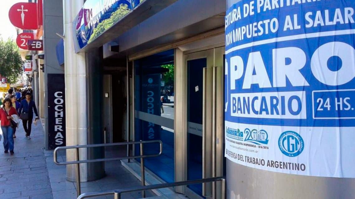 Bancarios ratificaron el paro y hasta el miércoles no habrá bancos