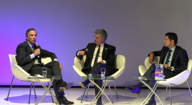 El peronismo apoya el ingreso a la OCDE pero advierte que no es una solución mágica
