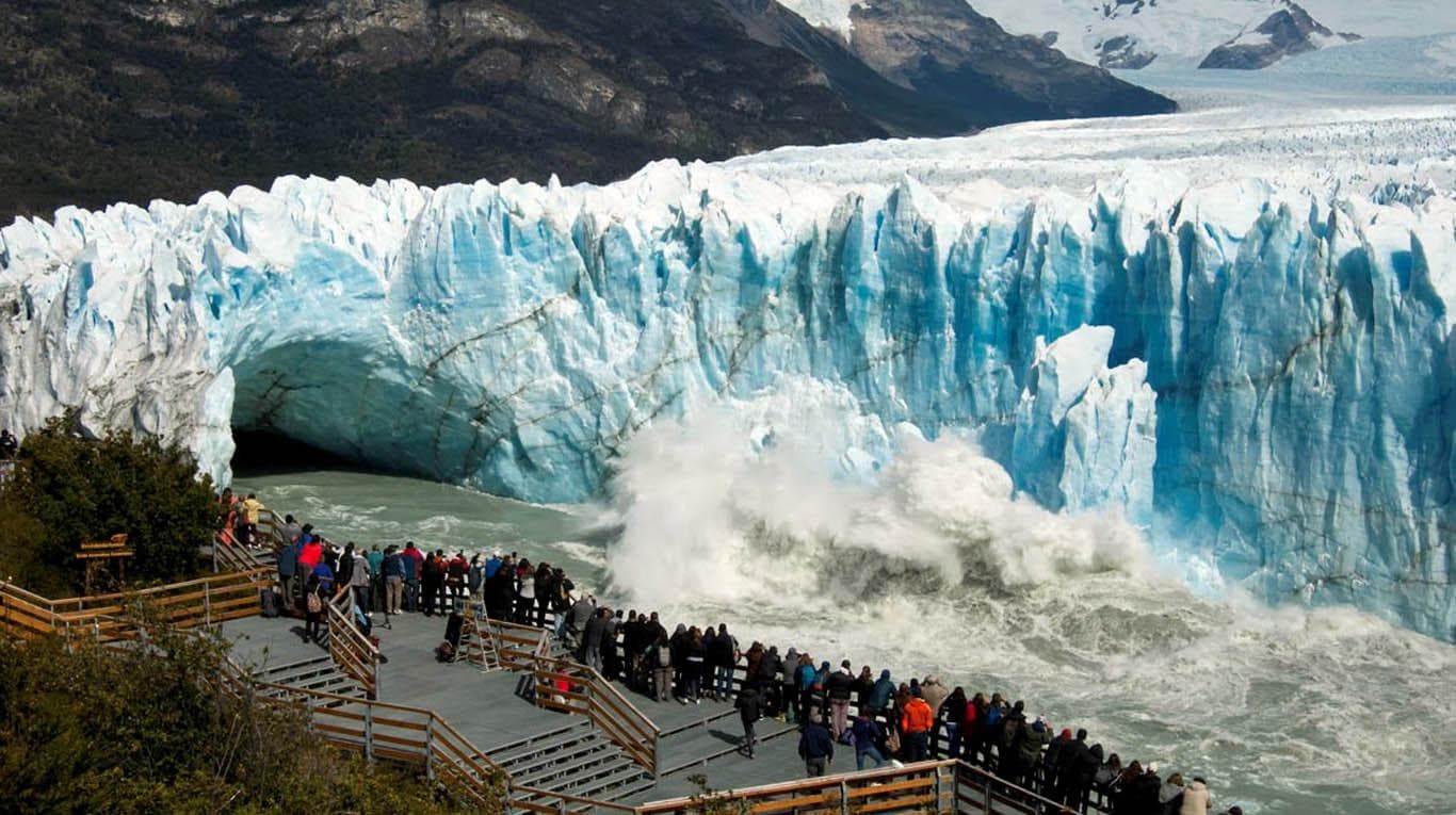 Perito Moreno: en dos o tres días podría haber un desprendimiento de hielo en el glaciar