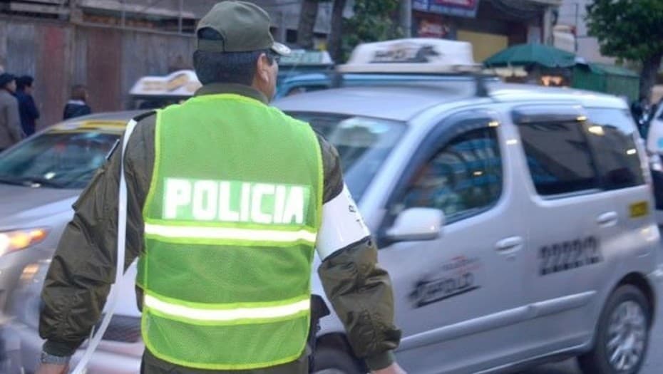 Viajaron a Bolivia y en diez controles policiales les cobraron «peajes»