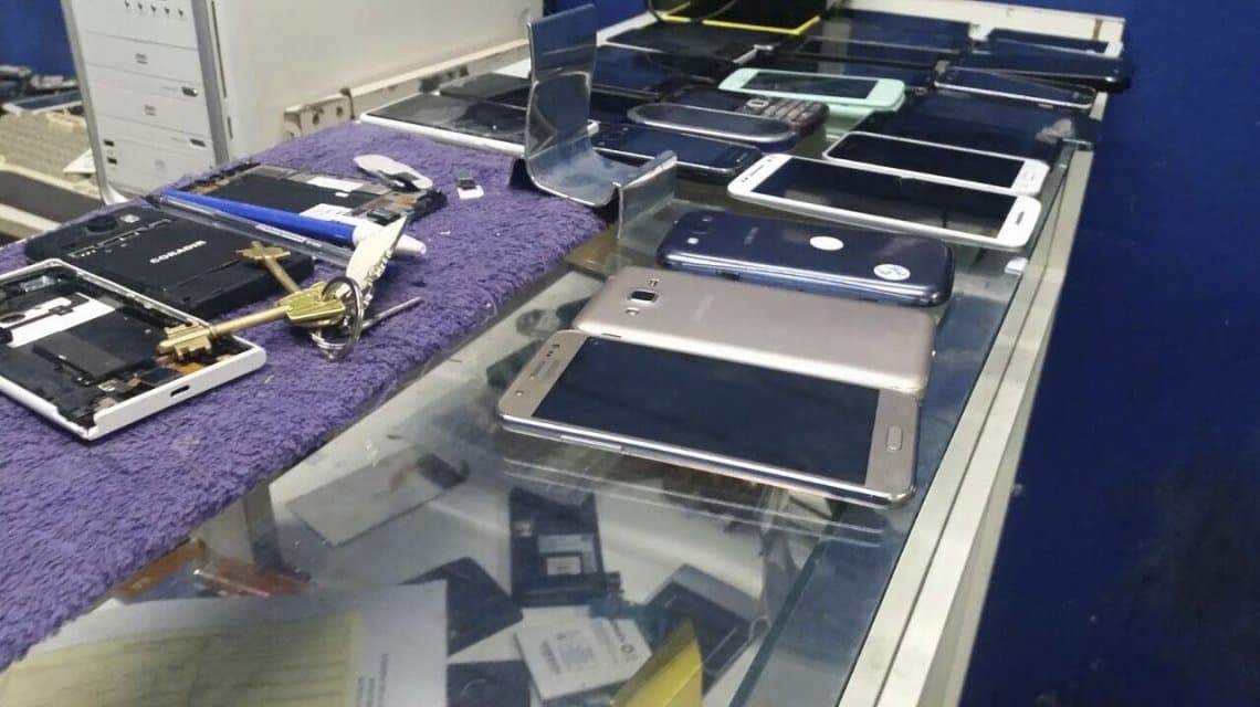 Se roban 169 celulares por hora en la Argentina