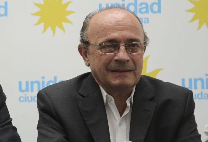 Bazán: «Es una burla que Moreau presida la Comisión de Libertad de Expresión»