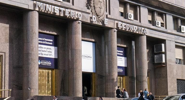 La deuda pública relevante creció u$s 50.000 millones en dos años