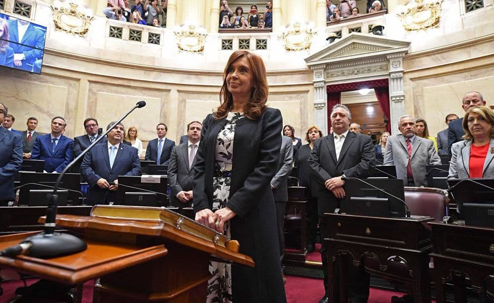 Cristina propuso aumentar la compensación por el recorte jubilatorio