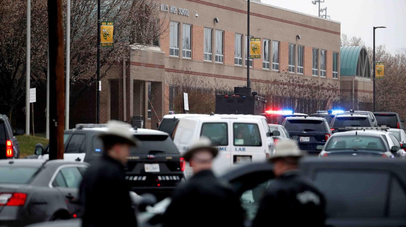 Tiroteo en escuela secundaria en Maryland: murió el atacante y hay dos heridos